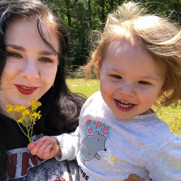 Meet Your Posher, Meg - Picture 3 of 3